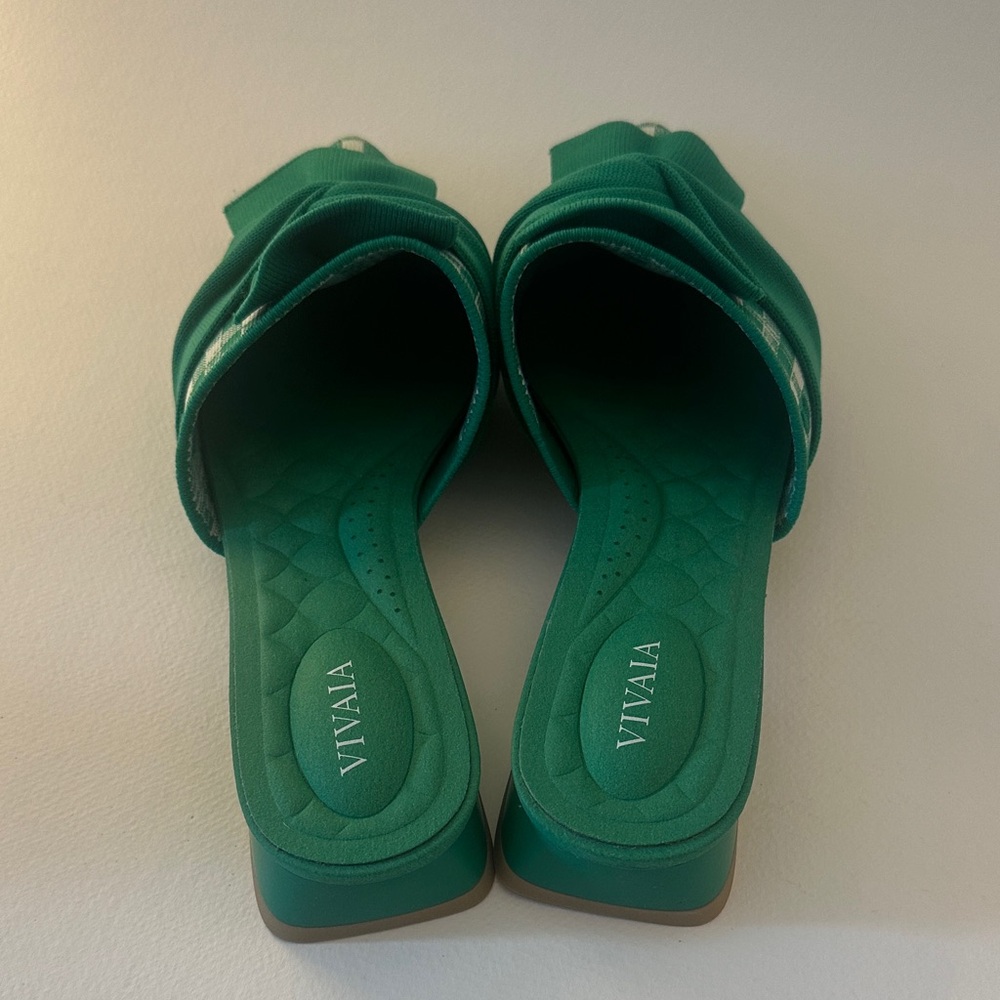 Vivaia Green Pointed-Toe Knot Women's Slides - Picture 4 of 6
